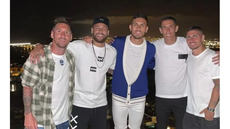 Los jugadores de PSG y Lionel Messi se reunieron hace unos días en Ibiza.