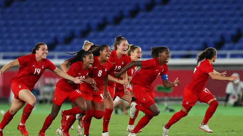 Momento en que Canadá se lleva el oro por penales.