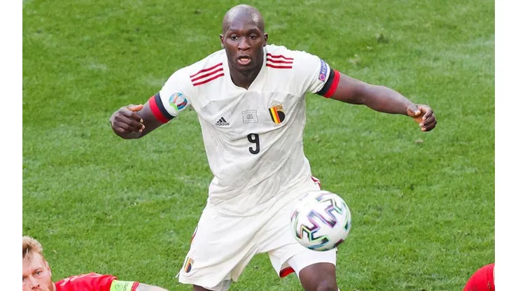 Lukaku en acción de juego con Bélgica.