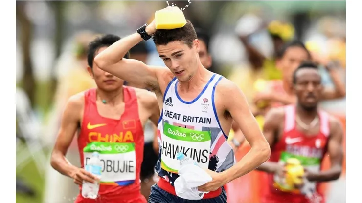 Las esponjas son tradicionales en las competencias de maratón para la hidratación.