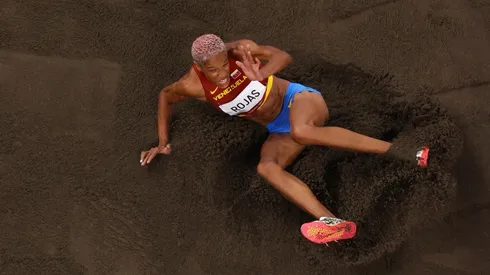 Yulimar Rojas cumplió con las expectativas y ganó holgadamente la dorada en salto triple.