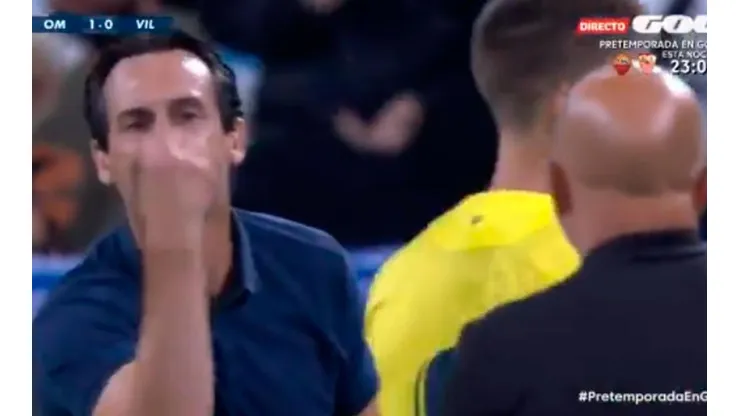 Momento de la pelea entre Emery y Sampaoli.