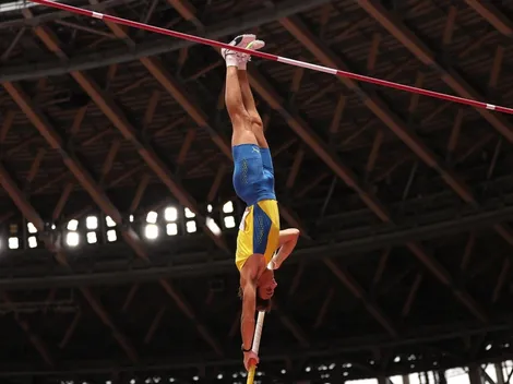 Armand Duplantis se mete en las finales de salto con garrocha