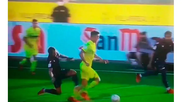 Roberto Soldado en su acción de juego.