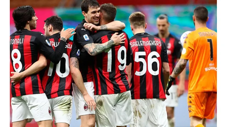 Festejo de gol del Milan en la temporada 20/21.