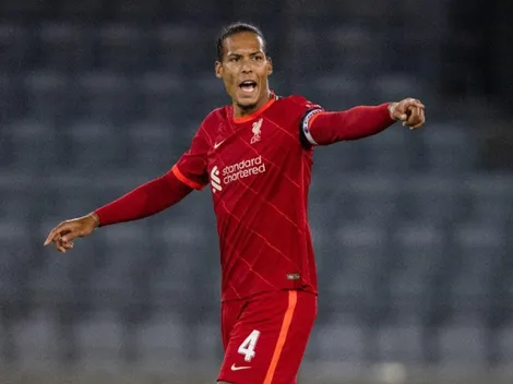 Virgil Van Dijk se recuperó de su lesión de ligamentos, pero, ¿ya no defiende igual?