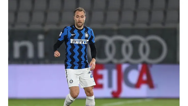 Christian Eriksen durante un encuentro con Inter de Milan.