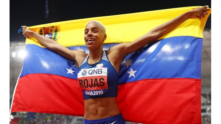 Yulimar Rojas va por todo en el salto triple.