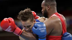 Youness Baalla y David Nyika se enfrentaron por los octavos de final en Tokio 2020.