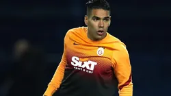 Falcao García en calentamiento con Galatasaray.
