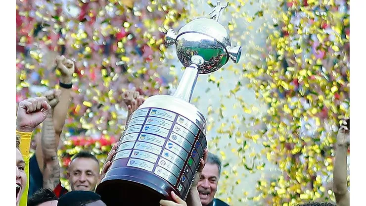 Trofeo de la Copa Libertadores.