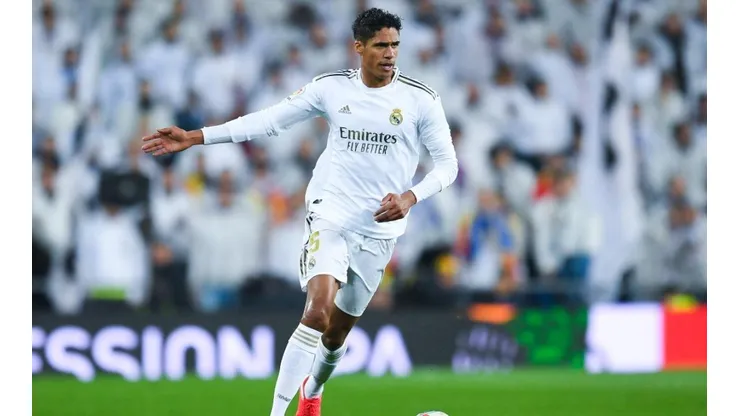 Raphael Varane en un encuentro con Real Madrid.