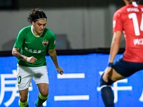 Juan Fernando Quintero, mágico: participó en los tres goles de la victoria del Shenzhen