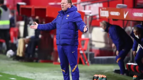 Ronald Koeman durante un encuentro con Barcelona.