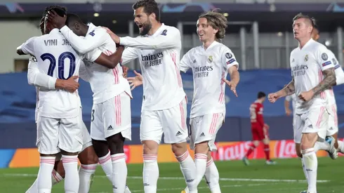 Real Madrid le ofreció a uno de sus jugadores a Manchester United.