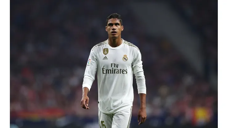 Otro club de la Premier League aparece como candidato a llevarse a Raphael Varane.