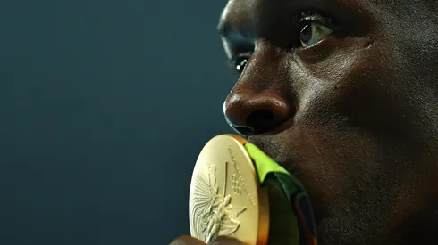 Usain Bolt, vigente récord de 100 y 200 metros.