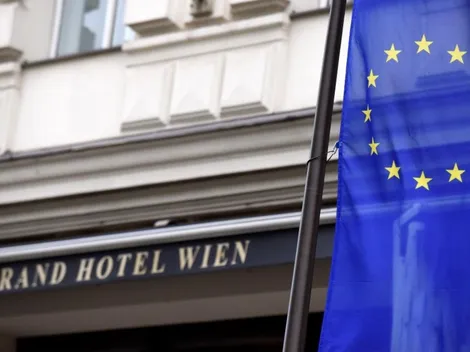 La Unión Europea toma partido en la guerra UEFA-Superliga