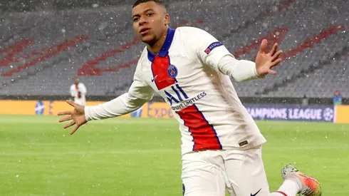 Kylian Mbappé durante un encuentro con PSG.