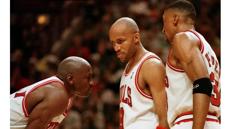 Michael Jordan, Ron Harper y Scottie Pippen en el multicampeón Chicago Bulls.