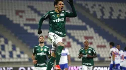 Festejo de gol de Raphael Veiga.