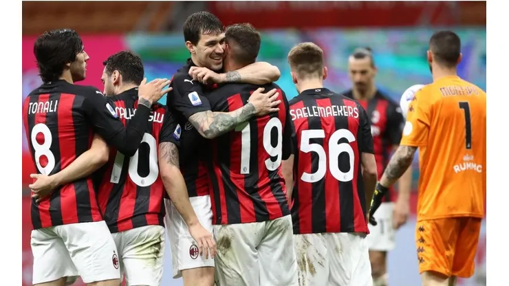 Milan tendrá nuevo delantero para la próxima temporada