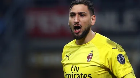 Donnarumma en partido con el Milan.