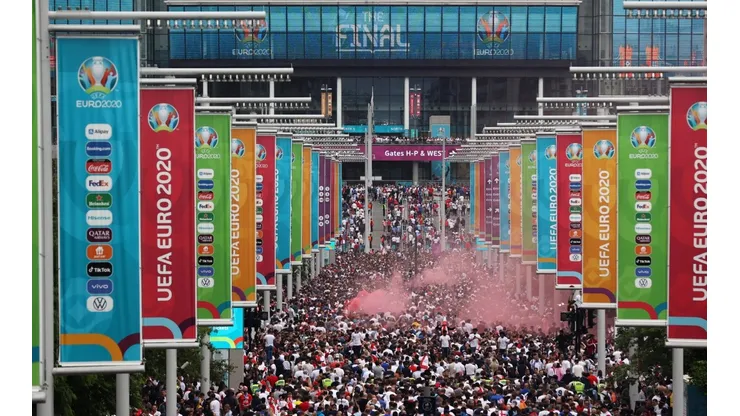 En la previa de la final de la Eurocopa en Wembley se reportaron incidentes.