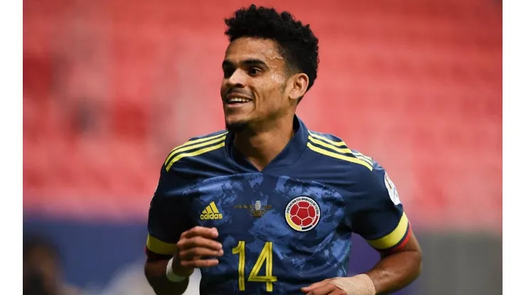Luis Díaz en festejo de gol con Colombia.