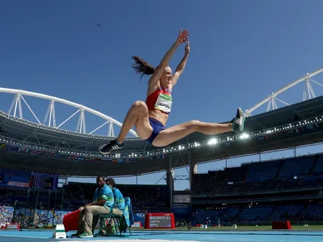¿Cuál es el récord mundial de salto de longitud femenino?