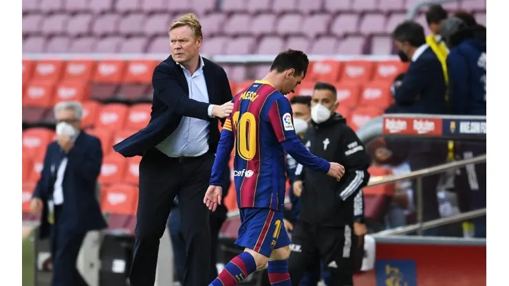 Ronald Koeman y Lionel Messi durante un encuentro.