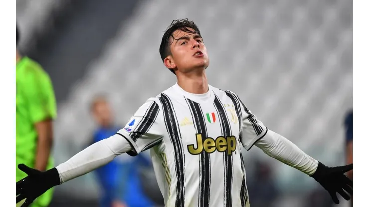 Paulo Dybala durante un encuentro con Juventus.