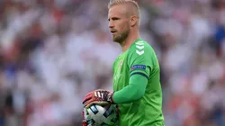 El arquero de Leicester City atajó más pelotas hoy que en la sumatoria del resto de los encuentros.