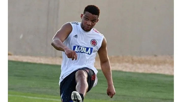 Frank Fabra en entrenamiento con la selección Colombia.
