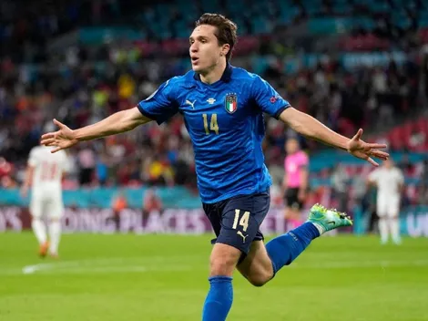 Golón de Italia: Federico Chiesa engancha y la manda al fondo, tras contragolpe mortal
