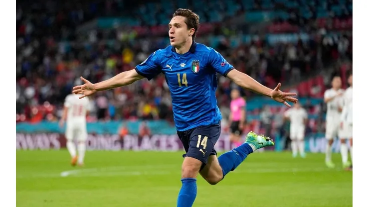 Festejo de gol de Federico Chiesa.