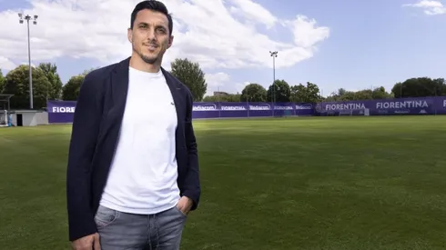 Presentación de Burdisso con Fiorentina.