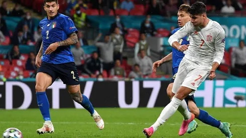 Momento de la definición de Álvaro Morata.