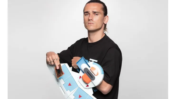 Griezmann ya no será embajador de KONAMI luego de su video viral con Dembélé