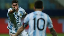 De Paul y Messi festejando el 1-0 parcial de Argentina.