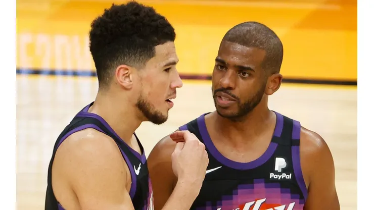 Devin Booker y Chris Paul