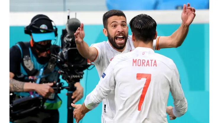 Jordi Alba festeja el gol ante Suiza por los cuartos de la Eurocopa