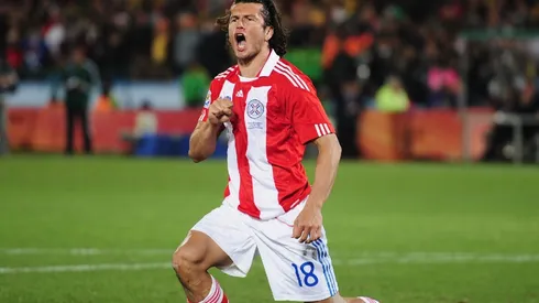 Festejo de gol de Haedo Valdez con Paraguay en el Mundial de 2010.