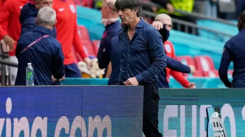 Joachim Low durante un encuentro con Alemania.