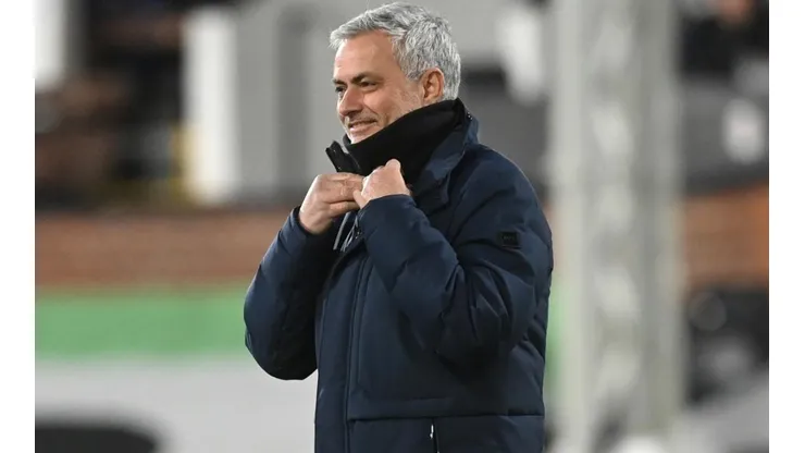 José Mourinho durante un encuentro con Tottenham.