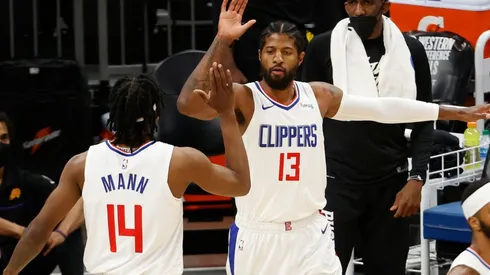 Paul George y Terrence Mann