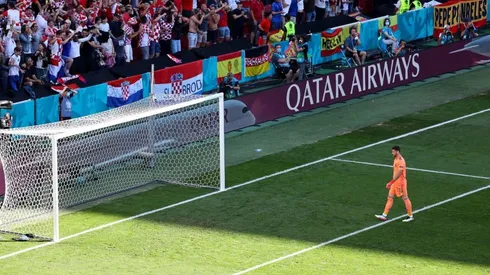 Momento del autogol de Unai Simón.