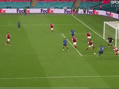 Video: Chiesa controló de pecho, hizo pasar a uno y marcó un golazo para Italia