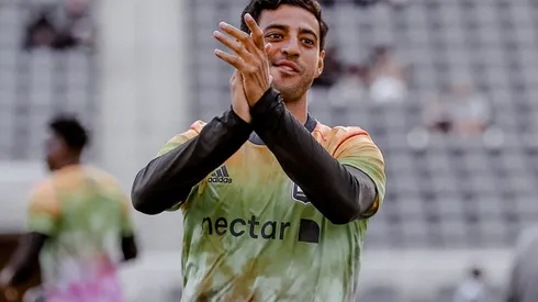 Carlos Vela
