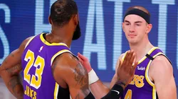 LeBron James y Alex Caruso en Los Angeles Lakers
